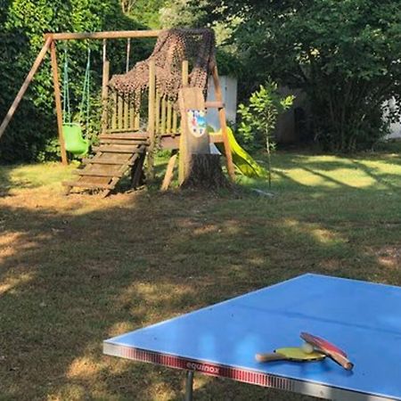 Gite 2-4 Couchages Situe Dans Un Magnifique Jardin Saint-Vivien  Kültér fotó