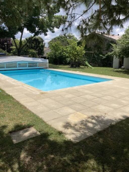 Gite 2-4 Couchages Situe Dans Un Magnifique Jardin Saint-Vivien  Kültér fotó